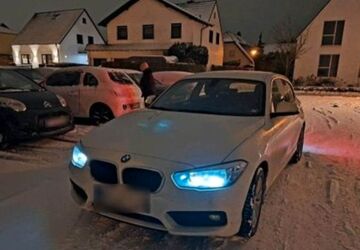 BMW 118 256.000 km 5.000 &euro; Brühl 50321