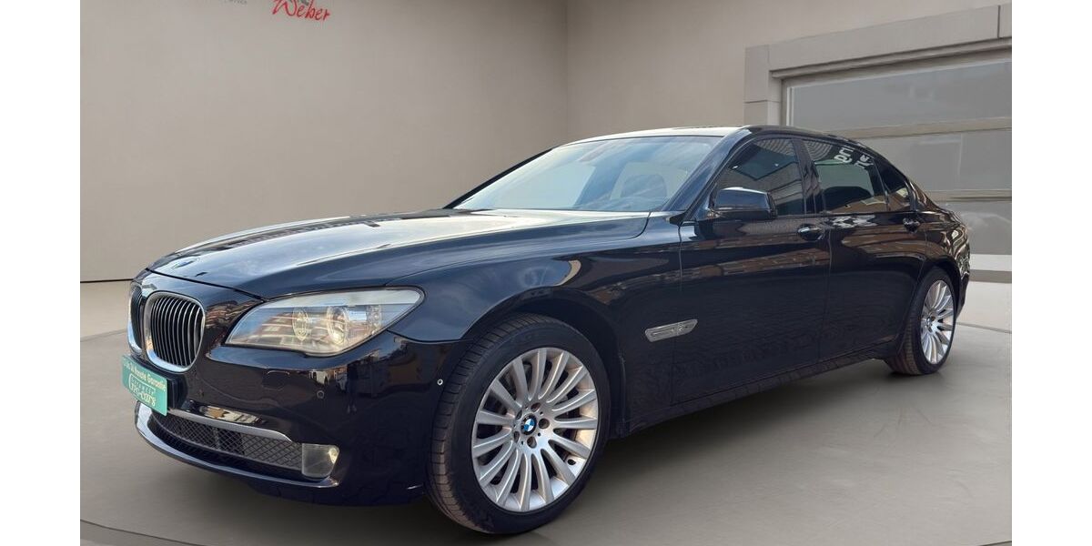 BMW 750 79.325 km 23.990 &euro; Düsseldorf 40235