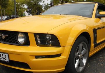 Ford Mustang 250.000 km 12.550 &euro; Leichlingen 42799