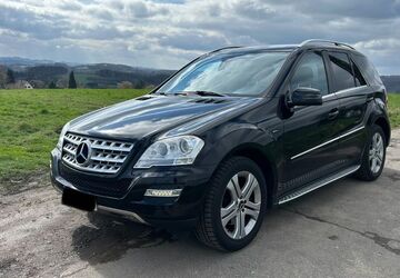 Mercedes-Benz ML 350 195.000 km 14.599 &euro; Kürten 51515