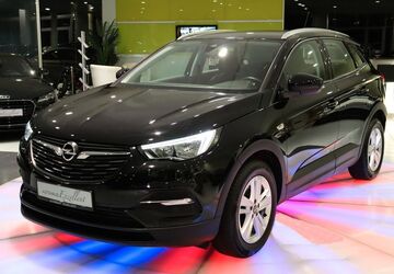 Opel Grandland (X) 64.201 km 13.650 &euro; Troisdorf (Köln/Bonn) 53842