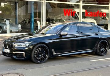BMW M760 125.000 km 55.847 &euro; Düsseldorf (Unterrath) 40468