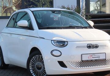 Fiat 500e 12.213 km 15.900 &euro; Neuss 41469