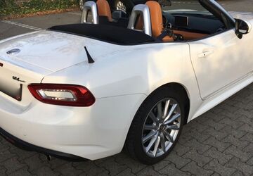 Fiat 124 Spider 25.000 km 18.900 &euro; Köln 50968