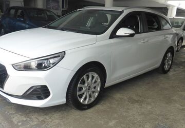 Hyundai i30 150.000 km 10.750 &euro; Düsseldorf 40223