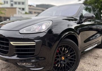 Porsche Cayenne 125.000 km 37.450 &euro; Köln 50674