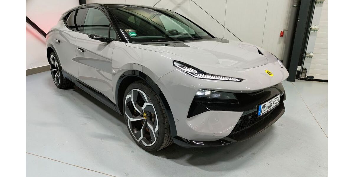 Lotus Eletre 27.500 km 99.489 &euro; Haan 42781