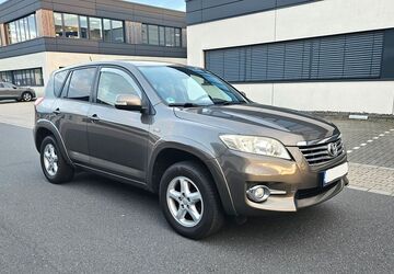 Toyota RAV 4 262.000 km 8.300 &euro; Düsseldorf 40589