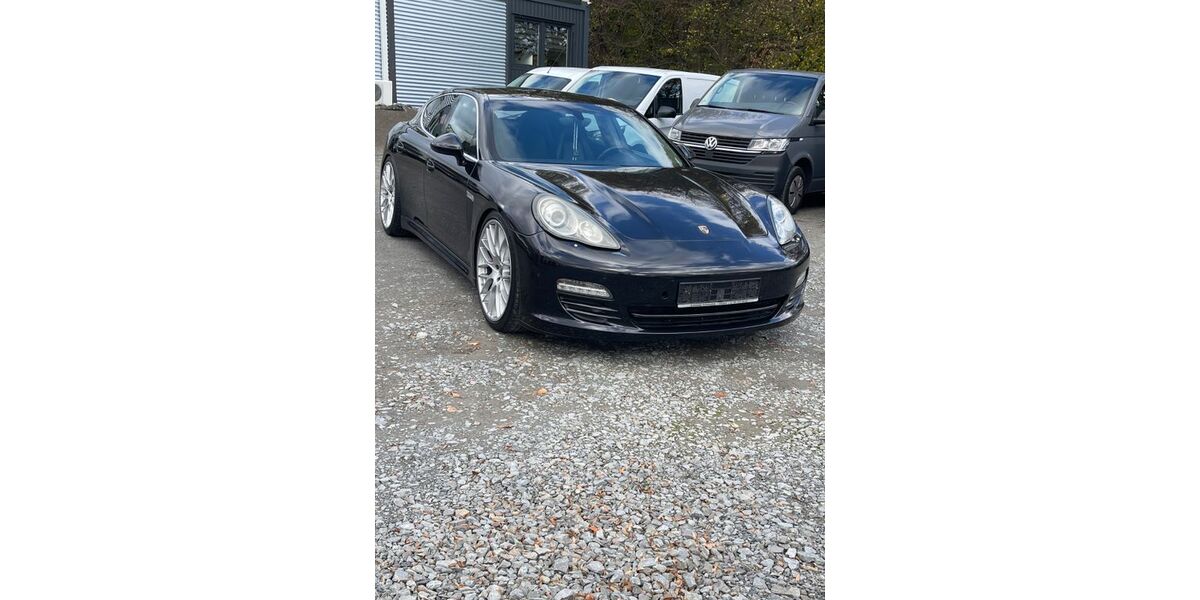 Porsche Panamera 272.000 km 14.900 &euro; Overath 51491