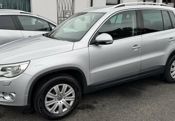 VW Tiguan 2.0TSI DSG 4-Motion Xenon AHK SR+WR 1.Hd 109.500 km 11.400 &euro; Erftstadt 50374