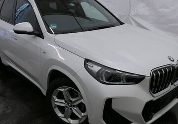 BMW X1 24.987 km 42.990 &euro; Remscheid 42853