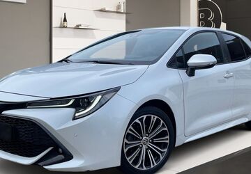 Toyota Corolla 74.249 km 19.488 &euro; Köln 51067