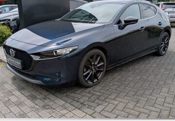Mazda 3 56.111 km 21.685 &euro; Leverkusen 51373