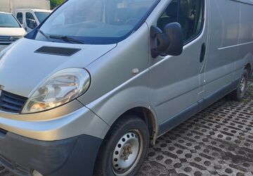 Renault Trafic 195.385 km 4.590 &euro; Leverkusen 51381