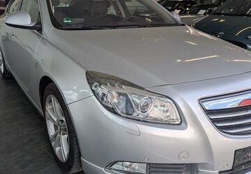 Opel Insignia 130.230 km 4.200 &euro; Solingen 42655