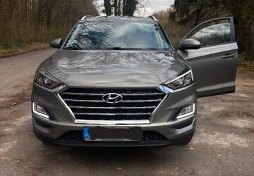 Hyundai TUCSON 115.000 km 15.500 &euro; Koln 51061