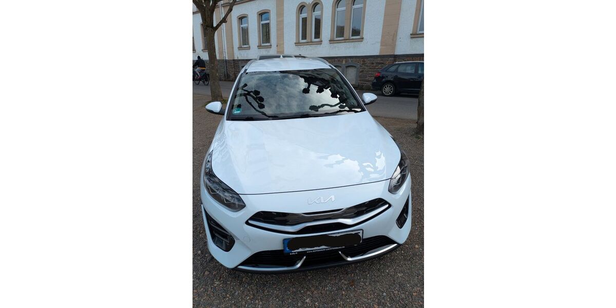 Kia ceed Sportswagon 27.750 km 21.500 &euro; Düsseldorf 40625