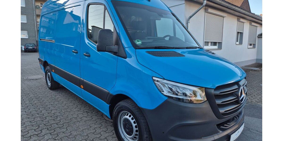 Mercedes-Benz Sprinter 200.000 km 25.999 &euro; Düsseldorf 40591