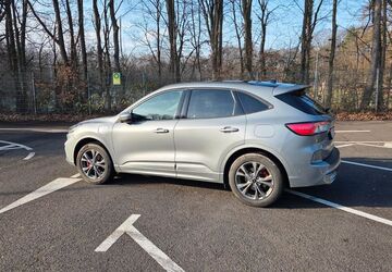 Ford Kuga 92.700 km 22.290 &euro; Troisdorf 53842
