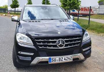 Mercedes-Benz ML 350 190.000 km 22.000 &euro; Troisdorf 53842