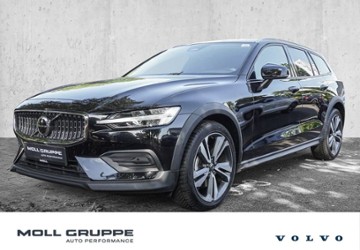 Volvo V60 Cross Country 19.034 km 35.980 &euro; Düsseldorf 40474
