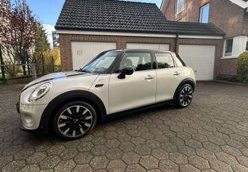 Mini Cooper 76.187 km 14.500 &euro; Düsseldorf 40625