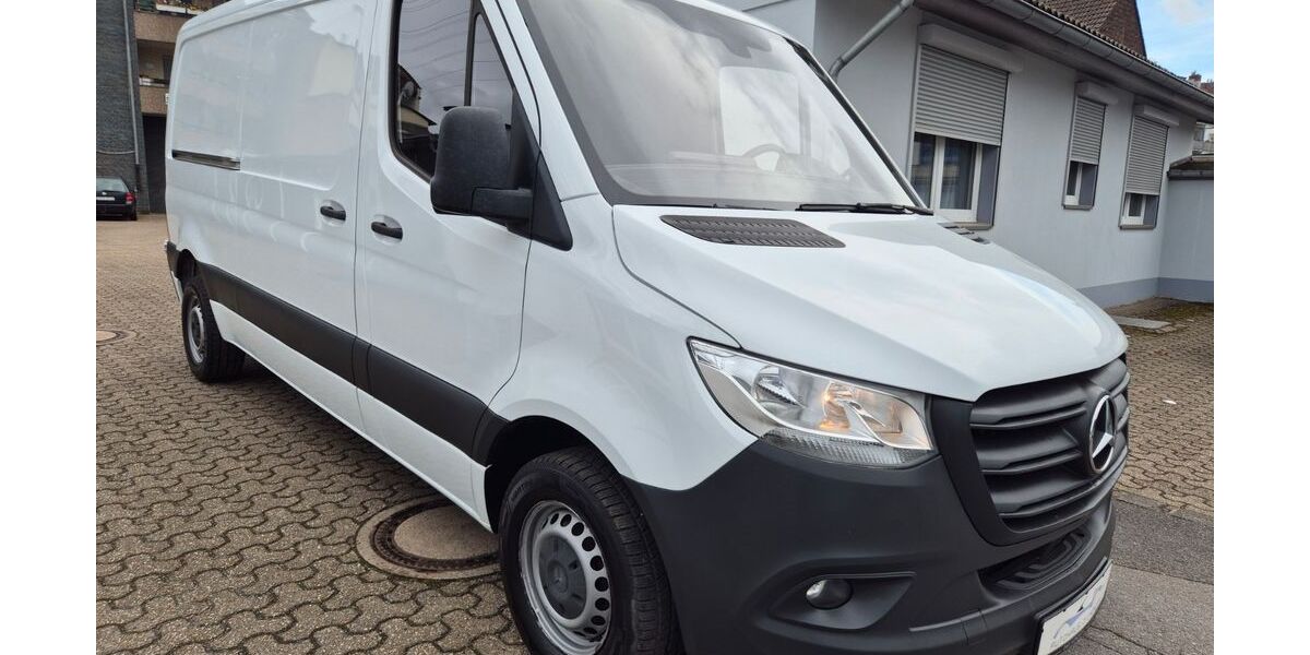 Mercedes-Benz Sprinter 120.000 km 22.990 &euro; Düsseldorf 40591