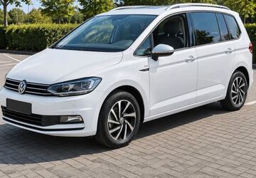 VW Touran 75.600 km 17.200 &euro; Köln 51149
