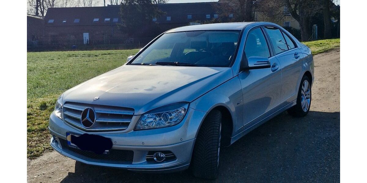 Mercedes-Benz C 250 145.000 km 9.900 &euro; Brühl 50321