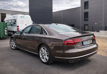 Audi A8 209.500 km 25.800 &euro; Langenfeld 40764