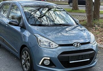 Hyundai i10 118.000 km 4.999 &euro; Köln 51107