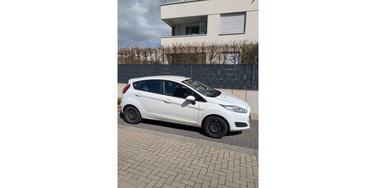 Ford Fiesta 125.000 km 4.950 &euro; Pulheim 50259