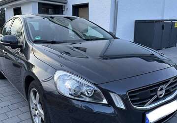 Volvo S60 133.000 km 10.999 &euro; Bergisch Gladbach 51429