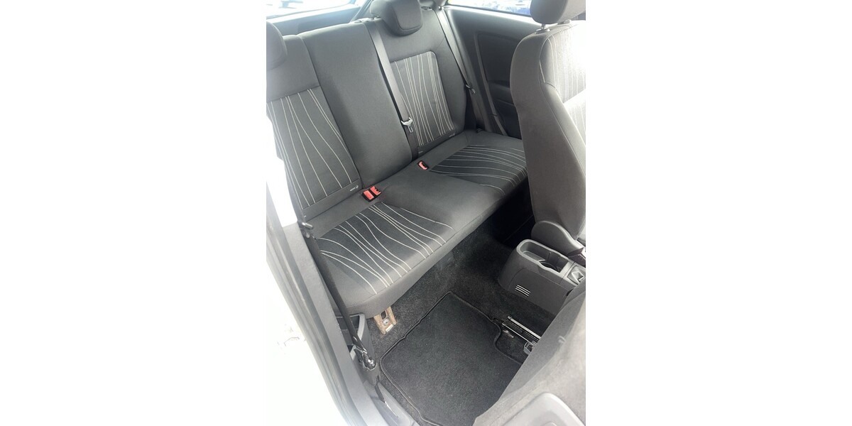 Opel Corsa D 179.000 km 2.500 &euro; Solingen 42651