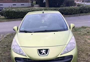 Peugeot 207 220.221 km 1.800 &euro; Neuss 41470