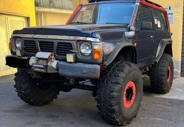 Nissan Patrol 300.000 km 14.990 &euro; Köln 51067