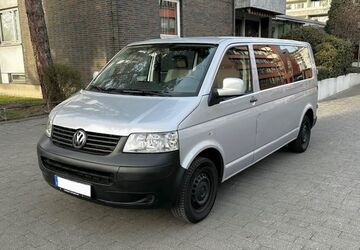 VW T5 Caravelle 329.500 km 9.600 &euro; Düsseldorf 40595