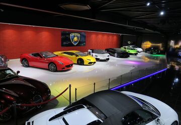 Mercedes-Benz AMG GT 17.796 km 77.980 &euro; Dormagen 41541