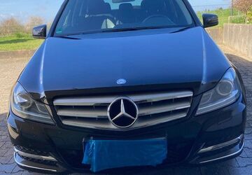 Mercedes-Benz C 220 120.000 km 12.500 &euro; Leverkusen 51381