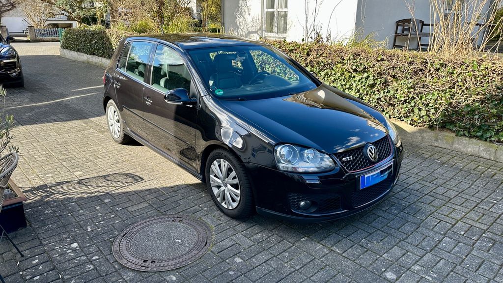 VW Golf 206.000 km 4.999 &euro; Rösrath 51503