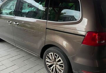VW Sharan 225.000 km 7.490 &euro; Leverkusen 51375