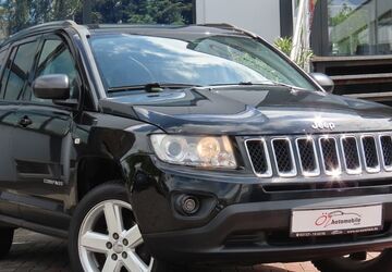 Jeep Compass 176.044 km 5.900 &euro; Neuss 41469