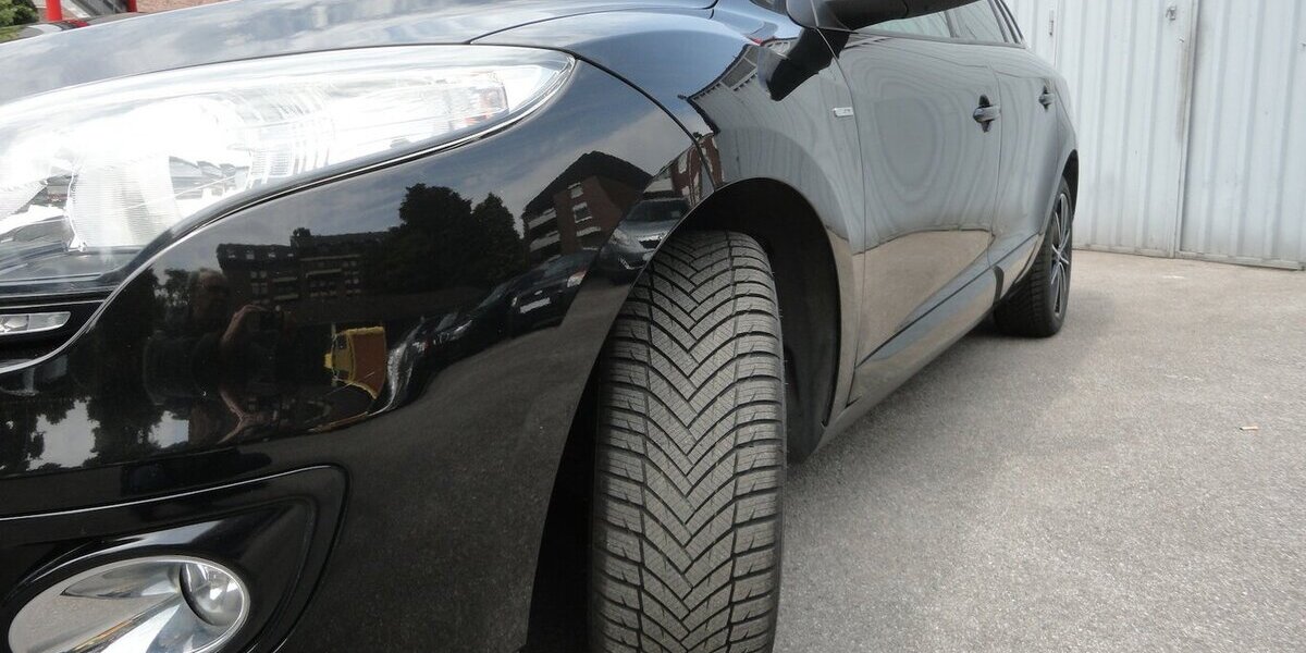 Renault Megane BOSE Edit. Klima.Kette+Reifen+Kuppl.Neu 150.000 km 5.790 &euro; Neuss 41462