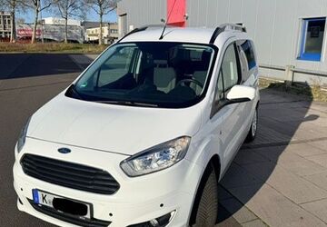 Ford Tourneo Courier 62.500 km 11.499 &euro; Köln 51109