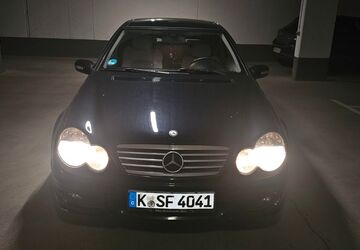 Mercedes-Benz 200 170.000 km 4.300 &euro; Leverkusen 51379