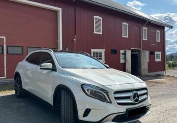 Mercedes-Benz GLA 200 165.500 km 14.800 &euro; Köln 51103