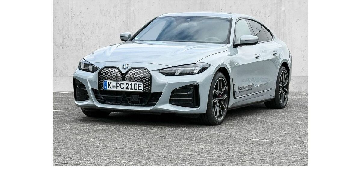 BMW i4 1.200 km 59.850 &euro; Köln 51063