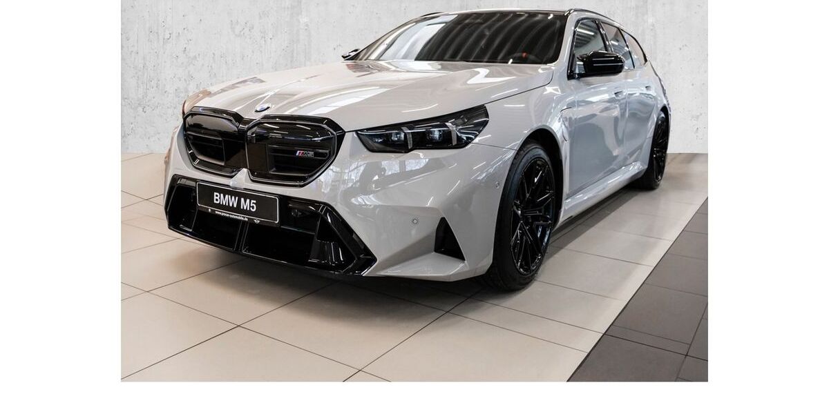 BMW M5 1.001 km 135.490 &euro; Köln-West 50858