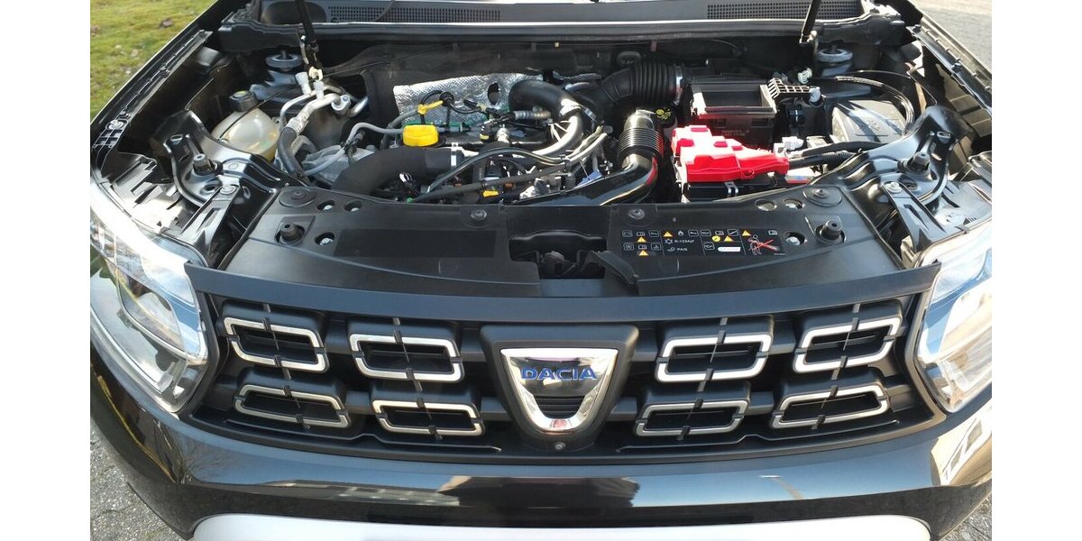 Dacia Duster II CELEBRATION HYBRID NAVI KAMERA 17 ZOLL 63.155 km 12.704 &euro; Köln 50858