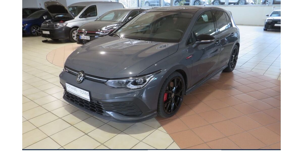 VW Golf 32.657 km 35.995 &euro; Neuss 41469